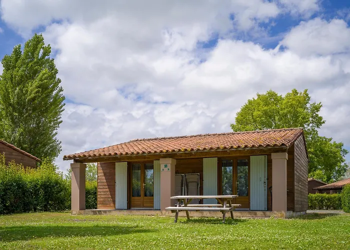 Village de vacances Village Passion L'emeraude 3*